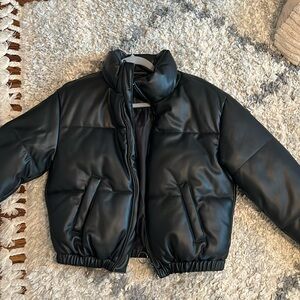 Cropped puffer jacket